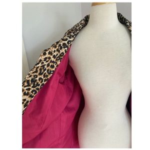 Lightweight Animal Print Jacket • Large